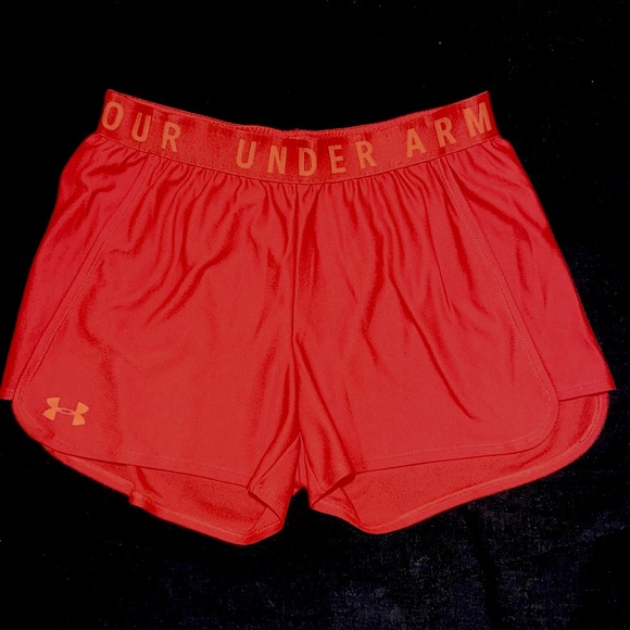 Under Armour Pants - Under Armor Shorts Play it up. Size S. NWOT